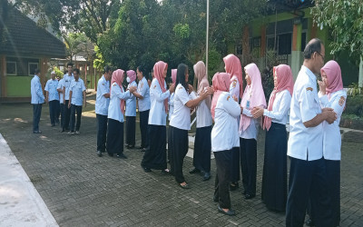 SMA Negeri 16 Semarang Gelar Halal Bihalal, Pererat Silaturahmi Keluarga Besar Sekolah