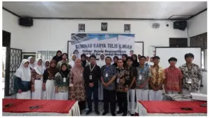 Ekstrakurikuler KIR SMA Negeri 16 Semarang Selenggarakan Seminar KTI Dasar: Penulisan Artikel dan Jurnal Ilmiah