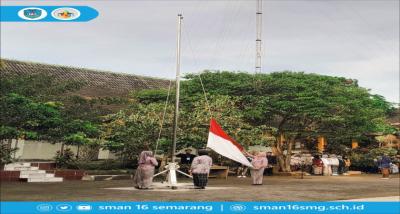 SMA Negeri 16 Semarang Memperingati Hari Kartini 2025